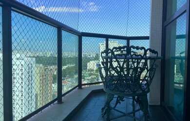 Imagem: O apartamento possui 3 Dormitórios, 5 Banheiros, 2 Vagas na