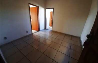 Imagem: O apartamento possui 2 Dormitórios, 1 Banheiro e está localizado