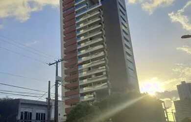 Imagem: O apartamento possui 2 Dormitórios, 2 Banheiros, 2 Vagas na