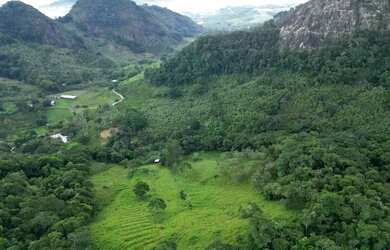 Imagem: A fazenda possui 130.000m² de Área e está localizado em