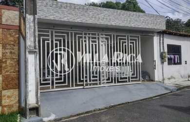 Imagem: A casa possui 2 Dormitórios, 1 Banheiro, 2 Vagas na garagem