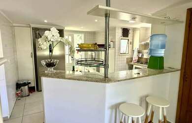 Imagem 8: Imóvel para aluguel possui 360 metros quadrados com 4 quartos