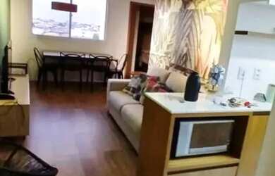 Imagem: O apartamento possui 2 Dormitórios, 1 Banheiro, 1 Vaga na garagem