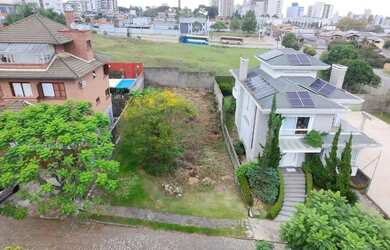 Imagem: O terreno possui 448m² de Área e está localizado em Jardelino