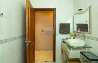 Imagem 15: Casa com piscina, espaço gourmet, 3 dormitórios, em Camobi, por apenas R$ 720.000,00