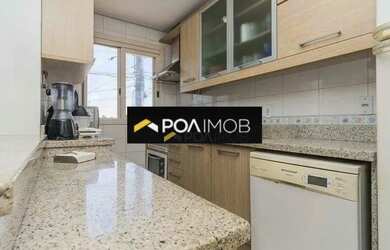 Imagem 6: Casa com 3 dormitórios para alugar, 151 m² por R$ 4.296,00/mês - Vila Jardim - Porto Alegr