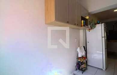 Imagem: A casa possui 2 Dormitórios, 3 Banheiros, 1 Vaga na garagem