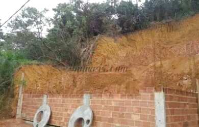 Imagem: O terreno possui 750m² de Área e está localizado em Pechincha