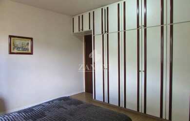 Imagem 9: Sobrado Espaçoso com Piscina em Terreno Privilegiado