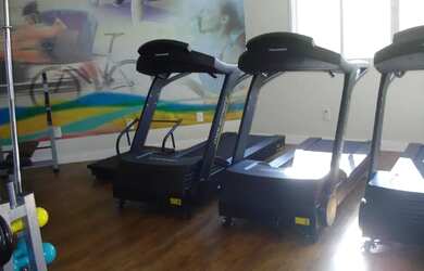 Imagem 6: Apto com suíte locacao Montis Jd.Aeroporto