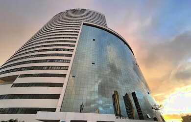 Imagem: O studio possui 2 Dormitórios, 2 Banheiros, 1 Vaga na garagem