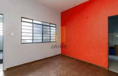 Imagem: A casa possui 3 Dormitórios, 3 Banheiros, 3 Vagas na garagem