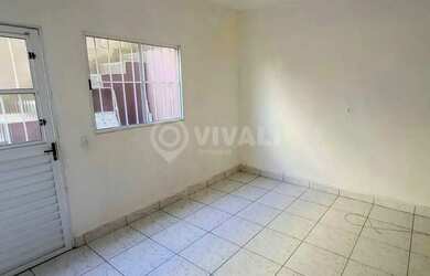Imagem: A casa possui 2 Dormitórios, 3 Banheiros e 70m² de Área e