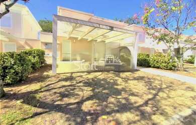 Imagem: A casa em condomínio possui 3 Dormitórios, 3 Banheiros, 4