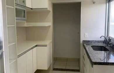 Imagem: O apartamento possui 3 Dormitórios, 2 Banheiros, 2 Vagas na