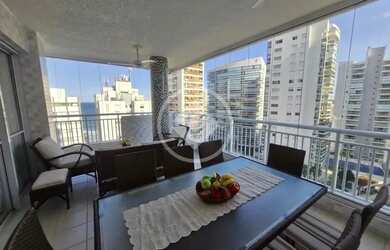 Imagem: O apartamento possui 3 Dormitórios, 1 Banheiro, 2 Vagas na