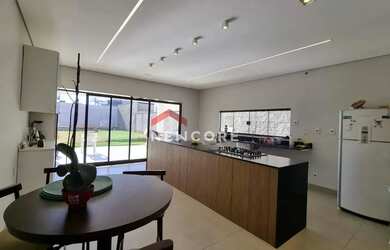 Imagem: Casa de condomínio em Rua Senhora Regina Bevilaqua - Residencial