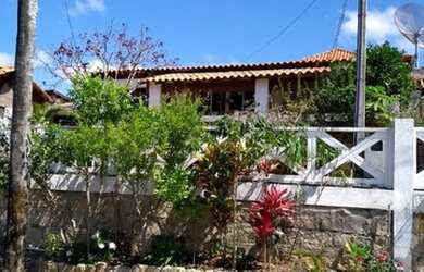Imagem: A casa em condomínio possui 3 Dormitórios, 3 Banheiros, 3