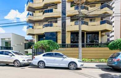 Imagem: O apartamento possui 4 Dormitórios, 5 Banheiros, 2 Vagas na