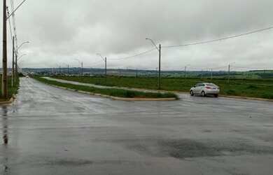 Imagem: O terreno possui 300m² de Área e está localizado em Jardim