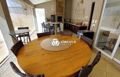 Imagem 15: Casa com 4 dormitórios à venda, 330 m² por R$ 2.230.000,00 - Jardim do Lago - Uberaba/MG