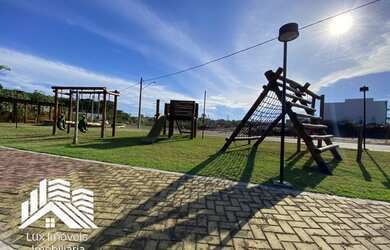 Imagem: O terreno possui 250m² de Área e está localizado em Ponta