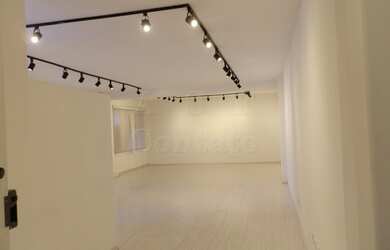 Imagem: O depósito possui 1 Vaga na garagem, 100m² de Área e está