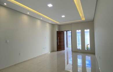 Imagem 3: CASA NA BRASÍLIA. Ar-condicionado, 105m² de Área, 2 Vagas na garageme3...