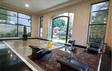 Imagem: O depósito possui 4 Vagas na garagem, 112m² de Área e está