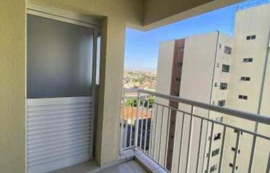 Imagem: O apartamento possui 3 Dormitórios, 2 Banheiros, 2 Vagas na