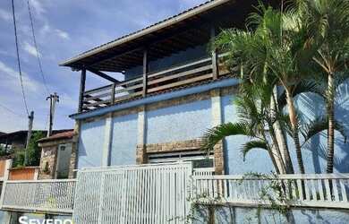 Imagem: A casa possui 2 Dormitórios, 2 Banheiros, 1 Vaga na garagem