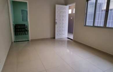 Imagem 4: Casa para venda tem 75 metros quadrados com 2 quartos em Aviação - Praia Grande - SP