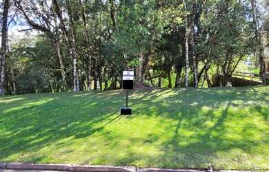 Imagem: O terreno possui 708m² de Área e está localizado em Centro