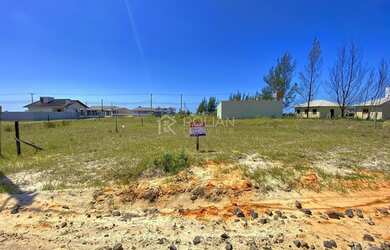 Imagem: O terreno possui 300m² de Área e está localizado em Arroio