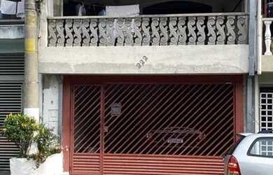 Imagem: A casa em condomínio possui 3 Dormitórios, 3 Banheiros, 2