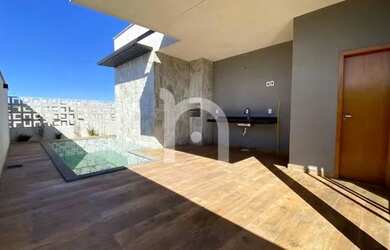 Imagem: O apartamento possui 3 Dormitórios, 3 Banheiros, 2 Vagas na