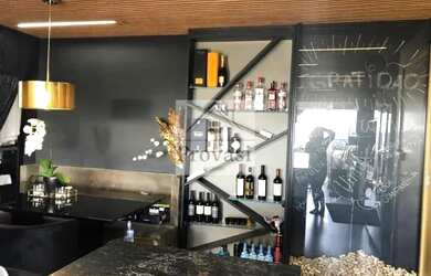 Imagem: O apartamento possui 1 Dormitório, 2 Banheiros, 1 Vaga na garagem