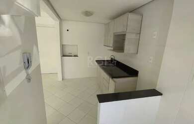 Imagem 2: Apartamento para Venda - 71.02m², 3 dormitórios, sendo 1 suites, 1 vaga - Cavalhada