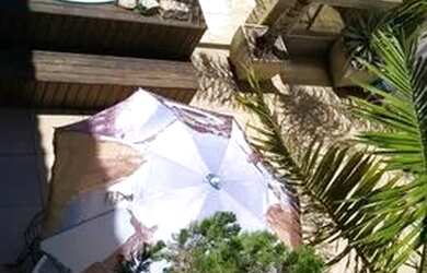 Imagem 10: Excelente residência na Estrada do Morro Cavado, condomínio Vila Verde, sala, 03 quartos s