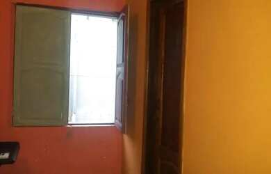 Imagem: A casa possui 5 Dormitórios, 3 Banheiros, 5 Vagas na garagem