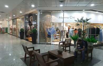 Imagem: O depósito possui 1 Vaga na garagem, 264m² de Área e está