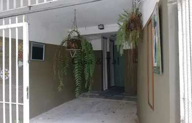 Imagem: A casa em condomínio possui 5 Dormitórios, 5 Banheiros, 1