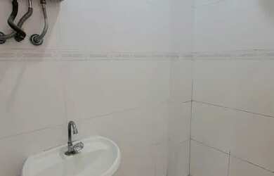 Imagem: A kitnet possui 1 Dormitório, 1 Banheiro, 30m² de Área e