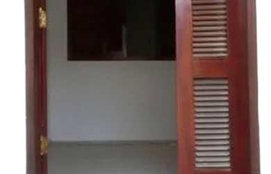 Imagem: A casa possui 2 Dormitórios, 1 Banheiro e está localizado