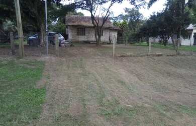 Imagem: A casa possui 2 Dormitórios, 1 Banheiro, 42m² de Área e