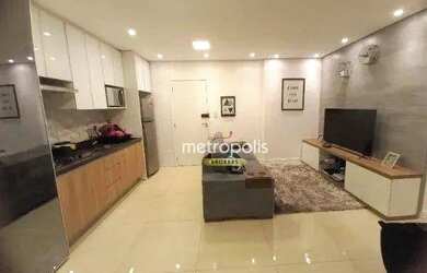 Imagem: O apartamento possui 2 Dormitórios, 1 Banheiro, 1 Vaga na garagem