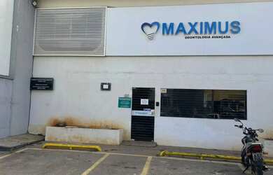 Imagem: O depósito possui 4 Vagas na garagem, 120m² de Área e está