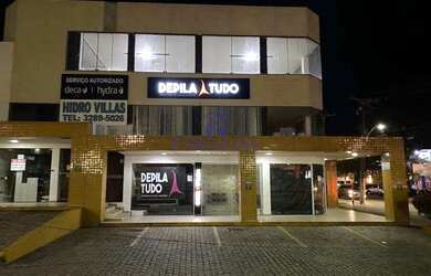 Imagem: O depósito possui 5 Vagas na garagem, 420m² de Área e está