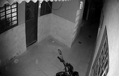 Imagem: A casa possui 2 Dormitórios e 2 Banheiros e está localizado