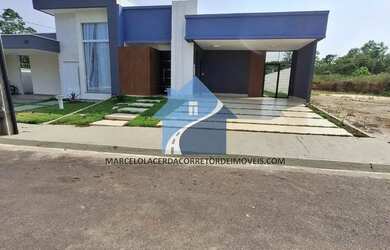 Imagem: A casa possui 3 Dormitórios, 4 Banheiros, 2 Vagas na garagem